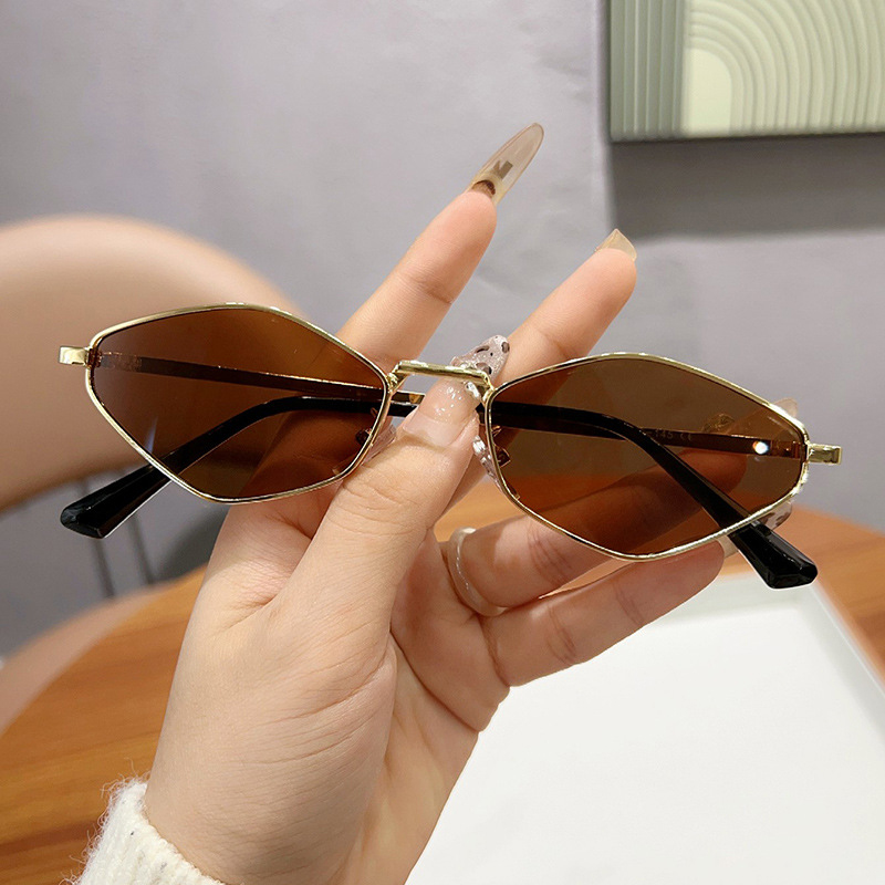 Trendy Polygonal Small Sunglas - огляд і ціна Women'S Fashion Trends Summer 2025