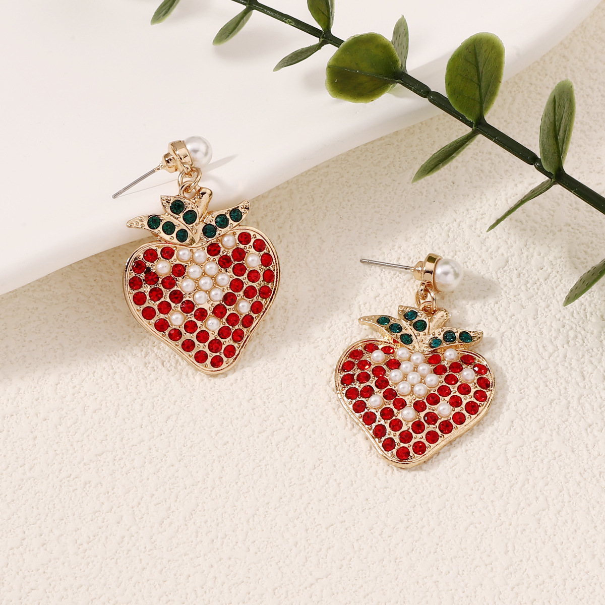 Yiwu Jewelry E-commerce Strawb - огляд і ціна Women'S Fashion E Commerce