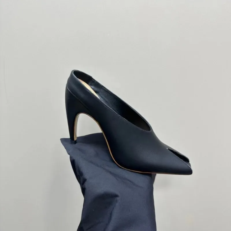2026 New Show Style 10.5cm Hig - огляд і ціна Women Fashion Show