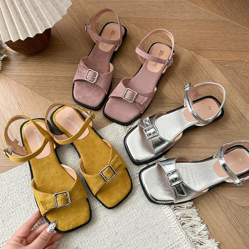 2025 New Flat Sandals for Wome - огляд і ціна Women'S Fashion Trends Summer 2025