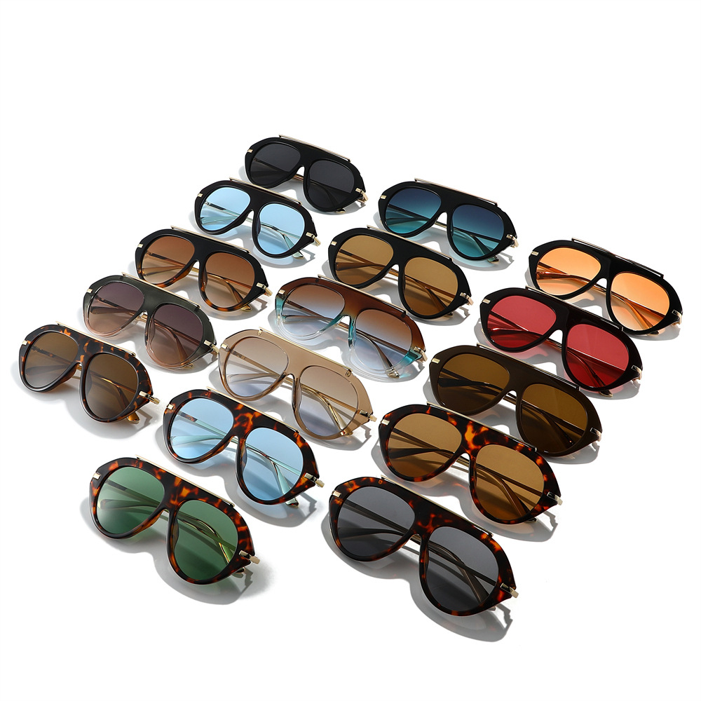 New Oversized Pilot Sunglasses - огляд і ціна Women'S Fashion In The 70S
